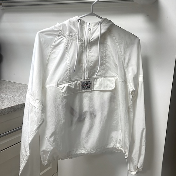 Aritiza retro wind breaker - Picture 2 of 4